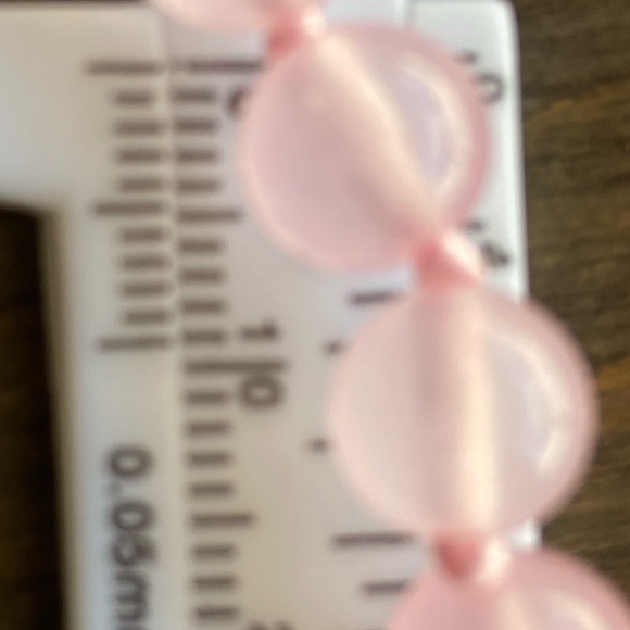 KNOT PINK JADE BUBBLE SHORT NECKLACE - Picture 5 of 7